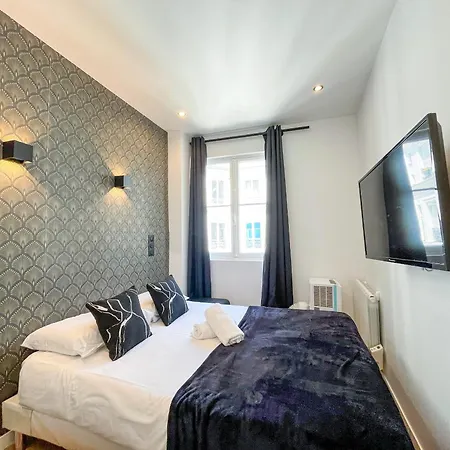 Urban Flat 105 - Haussmann Opera 4 Bedrooms דירה *