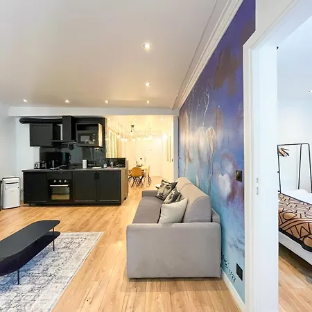 Urban Flat 105 - Haussmann Opera 4 Bedrooms *
