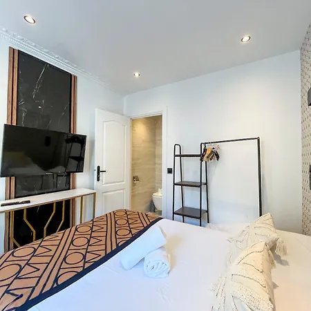 Urban Flat 105 - Haussmann Opera 4 Bedrooms Appartamento