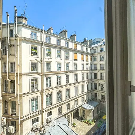 Urban Flat 105 - Haussmann Opera 4 Bedrooms Parigi