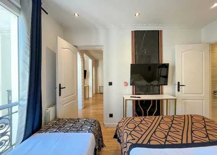 Urban Flat 105 - Haussmann Opera 4 Bedrooms Parigi