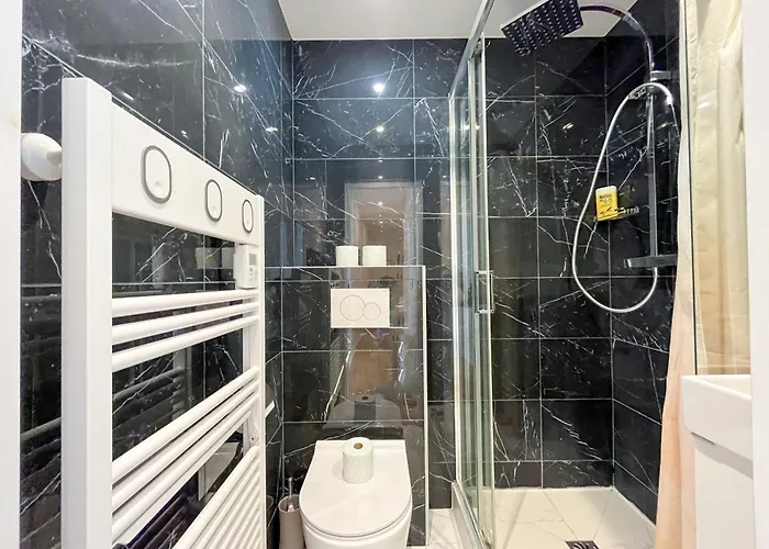 Urban Flat 105 - Haussmann Opera 4 Bedrooms