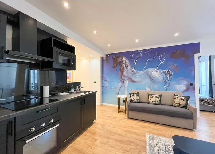 Apartment Urban Flat 105 - Haussmann Opera 4 Bedrooms