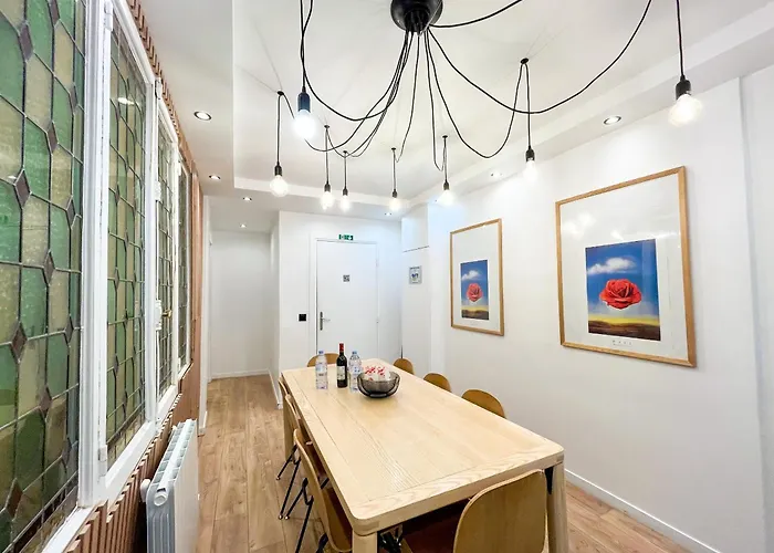 Apartment Urban Flat 105 - Haussmann Opera 4 Bedrooms Paris